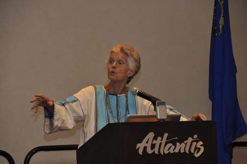 Rowena Kryder speaking on the imagery of her new book, Soul Fire, at the 2012 Spiritual State of the World Conference in Reno, Nevada. PHOTO: Stephan Fuelling